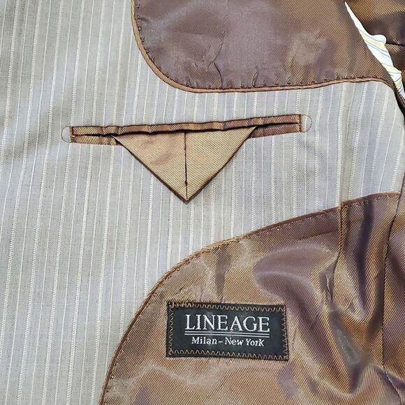 LINEAGE SPORTCOAT, Sz 44R, GREY STRIPED FABRIC, MERINO WOOL - Picture 6 of 15